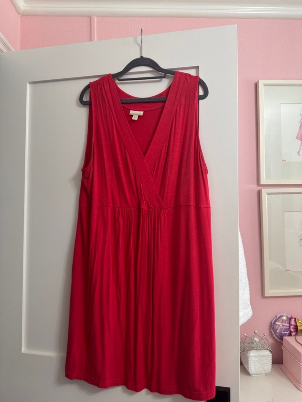 Red Sleeveless V-Neck Women’s Dress